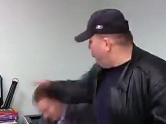 Активист "Правого сектора" Музычко избил прокурора Ровно прямо в кабинете (ВИДЕО)