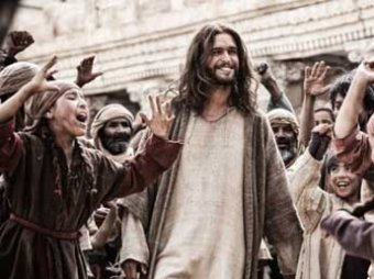 Скандал: в США сняли фильм про Иисуса с Сатаной, похожим на Обаму