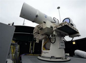 СМИ: военно-морской флот США оснастят лазерными пушками