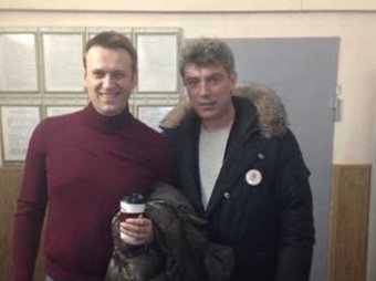 Немцова, Яшина и Навального арестовали за участие в акции у суда по "болотному делу"
