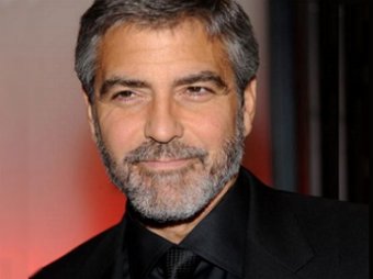 Клуни чудом избежал смерти, оказавшись под прицелом АК-47