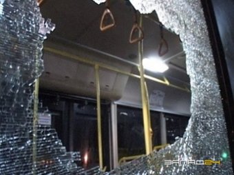 Автобус с белорусскими туристами оказался обстрелян радикалами по пути в Карпаты