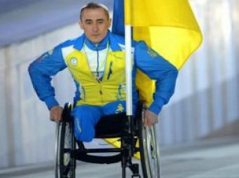 Украину на церемонии открытия Паралимпиады 2014 в Сочи в знак протеста представил всего один спортсмен (ВИДЕО)