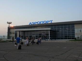 В Астрахани из-за драки на борту экстренно сел самолёт, летевший в Гоа