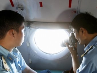 Китайский самолет Ил-76 обнаружил три обломка пропавшего Boeing
