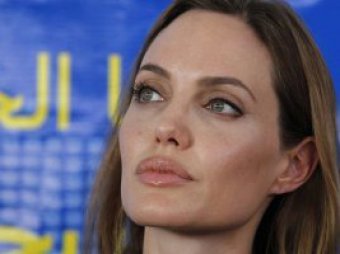 Анджелине Джоли предстоит ещё одна операция