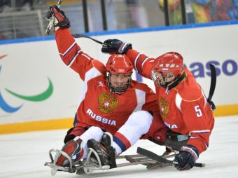 В финале Паралимпиады-2014 российские следж-хоккеисты сразятся с США