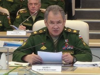 Сергей Шойгу назвал появившиеся в сети фото и видео "российских военных" в Крыму "полной чушью"