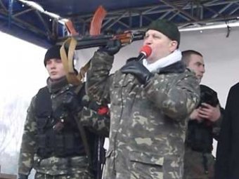 СКР обвинил лидера украинского "Правого сектора" в казни 20 солдат в Чечне