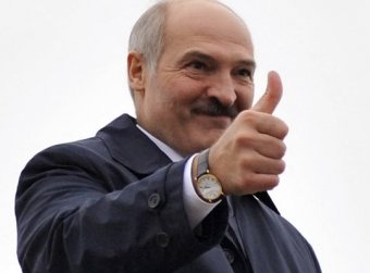 Лукашенко: Белоруссия де-факто признала Крым частью России