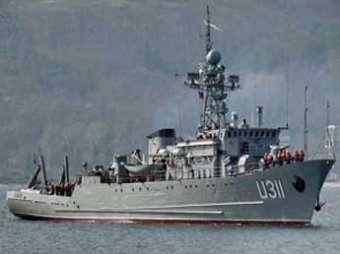 Российские военные взяли штурмом последний украинский корабль в Крыму