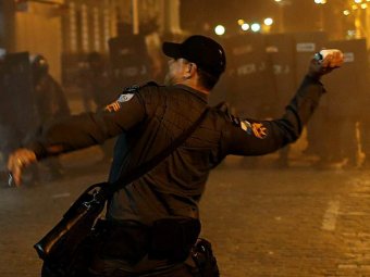 В Рио-де-Жанейро гибель танцора привела к массовым беспорядкам