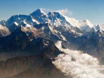 11 альпинистов погибли при сходе лавины на Эвересте
