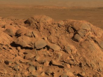 На Марсе обнаружена могила с крестом