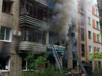 В Хабаровске в многоэтажке прогремел взрыв, 10 человек пострадали