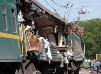Авария на железной дороге в Подмосковье 20 мая 2014: в столкновении поездов в Бекасово погибли 6 человек  (ВИДЕО, ФОТО)