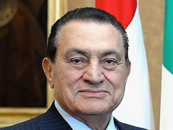 Мубараку дали три года тюрьмы за коррупцию