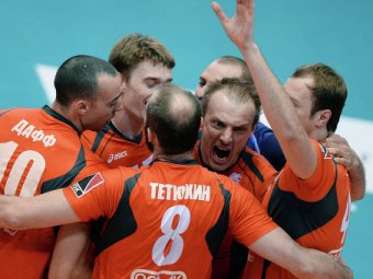 Российские волейболисты впервые одержали победу на клубном чемпионате мира