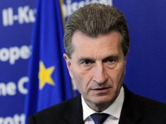 Еврокомиссар заявил, что Украина обязана расплатиться за газ с Россией