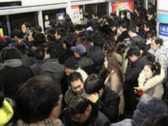 При столкновении двух поездов метро в Сеуле пострадало 200 человек