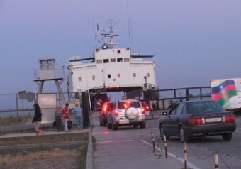 Минобороны увеличит пропускную способность паромной переправы с Крымом