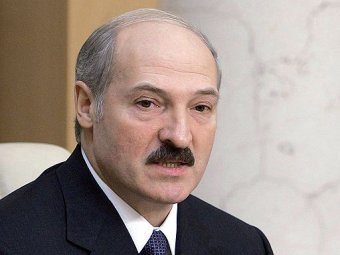 Лукашенко пообещал отправить разыгравшего его пранкера на заготовку кормов