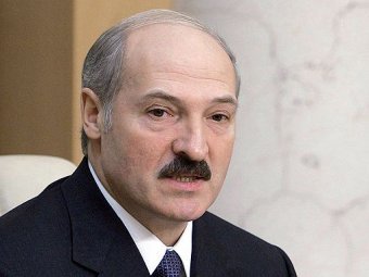 Лукашенко пообещал отправить разыгравшего его пранкера на заготовку кормов