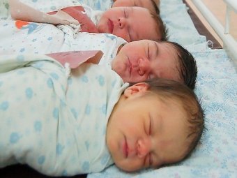 Минюст предлагает запретить регистрацию детей, рожденных не в роддоме
