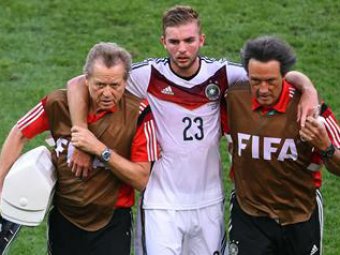 Получивший сотрясение немецкий футболист Кристоф Крамер пожаловался на провалы в памяти