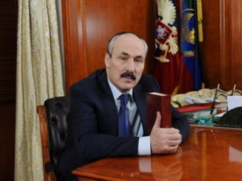 Кортеж главы Дагестана насмерть сбил мужчину