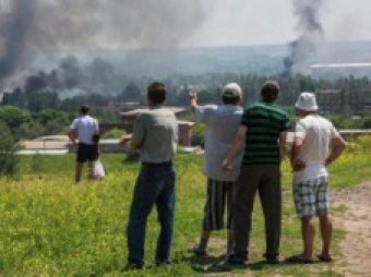 Украинская авиация разбомбила город Снежное: есть жертвы