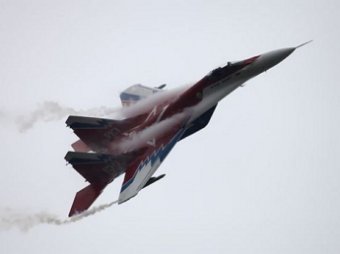 Под Астраханью разбился МиГ-29: пилот погиб, спасая машину