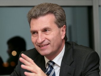 Еврокомиссар по энергетике призвал Украину и ЕС запастись газом