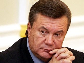 Янукович подал иск в суд ЕС против санкций Брюсселя