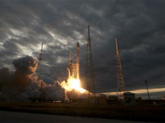 В США во время тестового полета взорвался прототип ракеты-носителя Falcon 9R