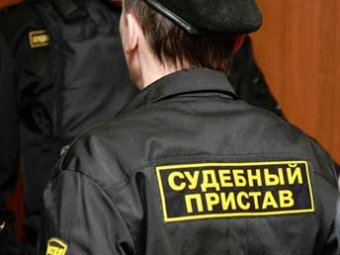 Приставы закрыли границу для четырех депутатов из-за долгов