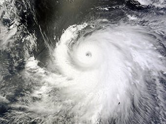 В Японии из-за тайфуна «Халонг» отменили свыше 360 авиарейсов