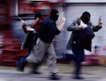 В Париже бандиты с автоматами напали на кортеж саудовского принца