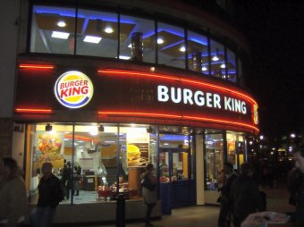Ресторан "Бургер Кинг" в Москве оштрафовали из-за мух