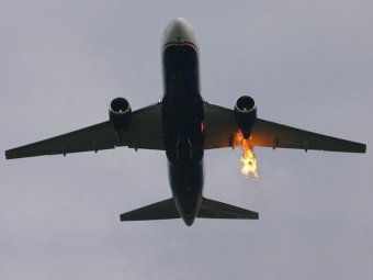 Туристы из Екатеринбурга в горящем Boeing целый час кружили над морем