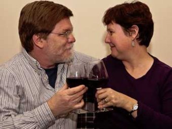 Ученые раскрыли секрет счастливого брака – он кроется в алкоголе