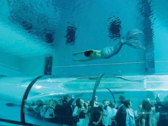 В Италии открылся самый глубокий крытый бассейн в мире
