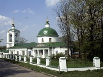 Путин поставил свечку в храме за защитников «людей в Новороссии»