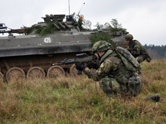 НАТО отправит более тысячи военных для учений на Украину