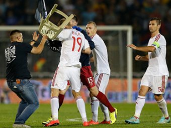 Албанцам засчитали техническое поражение в матче против Сербии на Евро-2016