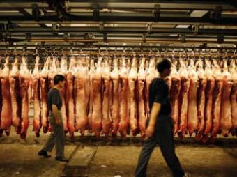Китай впервые за десятилетие начал поставлять в Россию свинину