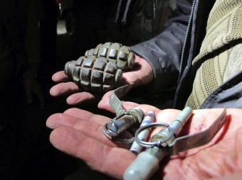 На Украине в депутата Верховной рады бросили боевую гранату