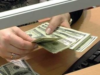 Впервые в истории курс доллара превысил отметку в 41 рубль