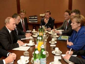 Путин завершил переговоры с Меркель по ситуации на Украине