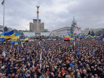 Порошенко в Киеве встретили криками позор